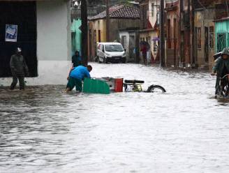 Dode en enorme schade door hevige stortregens op Cuba