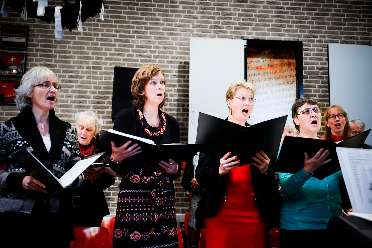 Top 2000-viering, eind december 2014, in de Oecumenische kerk De Lichtboog in Almere. Beeld Hollandse Hoogte / Bram Petraeus
