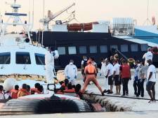 Alle schipbreukelingen op reddingsboot Banksy van boord gehaald