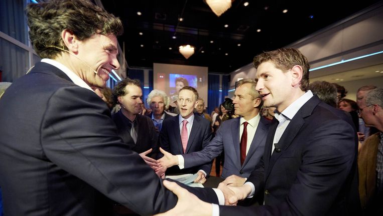 PvdA-lijsttrekker Pieter Hilhorst en D66-voorman Jan Paternotte in het stadhuis op de slotbijeenkomst van de gemeenteraadsverkiezingen in 2014. Beeld ANP