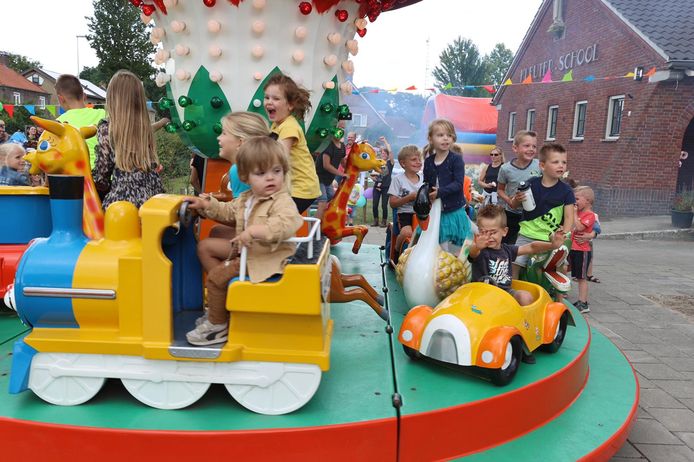 Draaimolen op wanne kermis