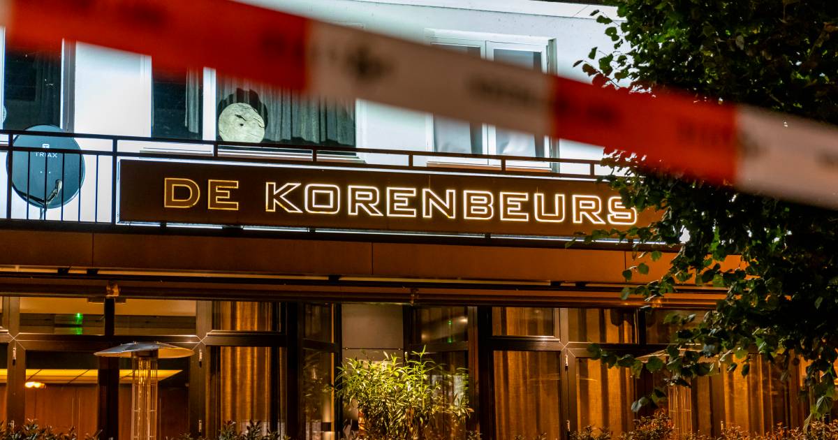 #Overigincident Slachtoffer(s) onbekend  Daders 2 #overval #Made #NoordBrabant  Maand na in scène gezette roof weer melding van overval op casino in Made: ‘Personeel bedreigd met messen en vastgebonden'.