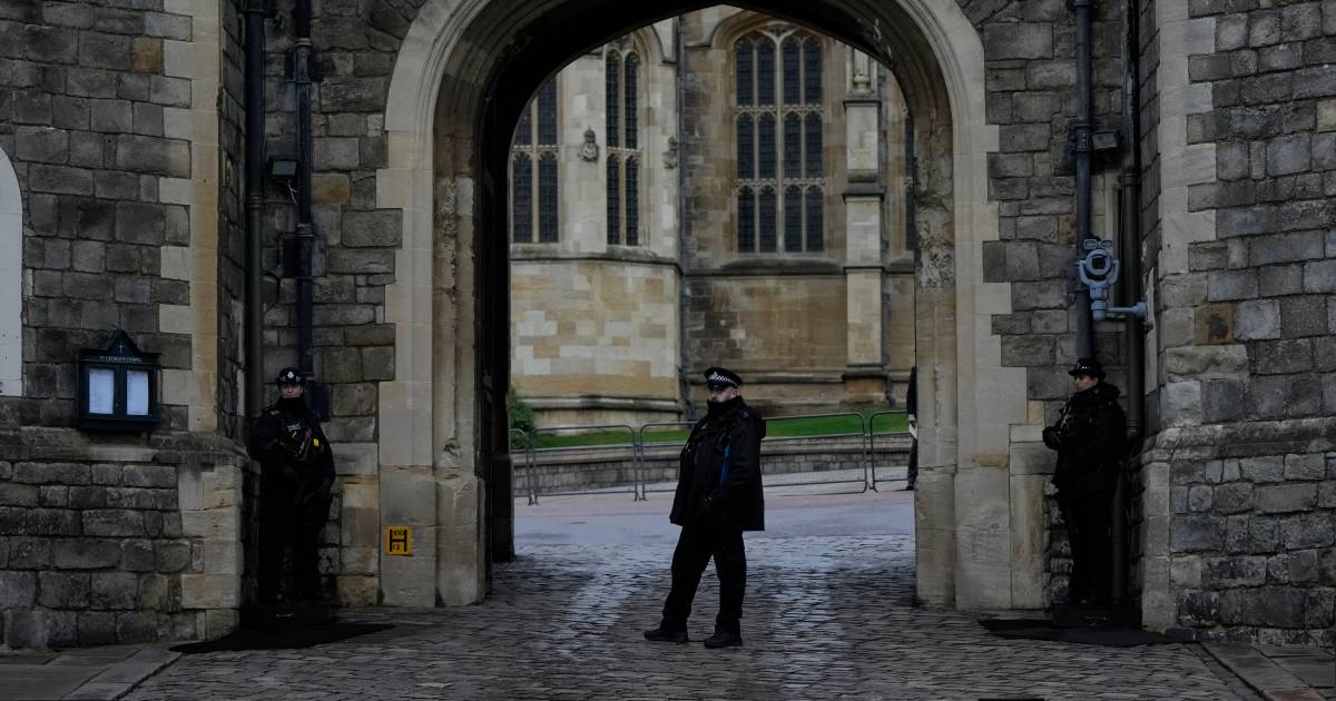 Arresto armato al Castello di Windsor dove la Regina stava festeggiando il Natale |  globalismo