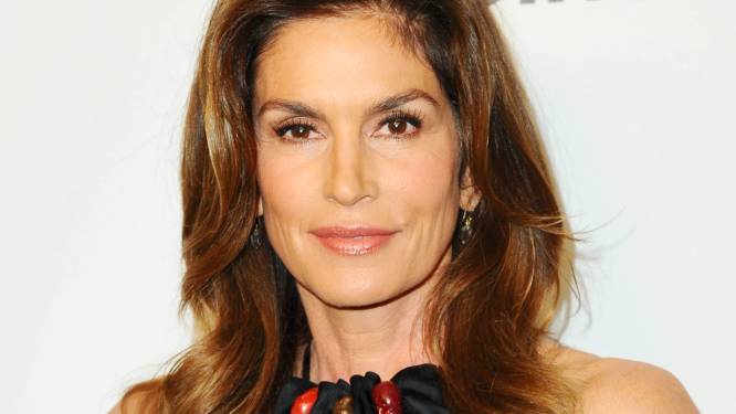Cindy Crawford behoort eindelijk tot ‘de rijksten’, ruim 20 jaar nadat ze stopte als topmodel