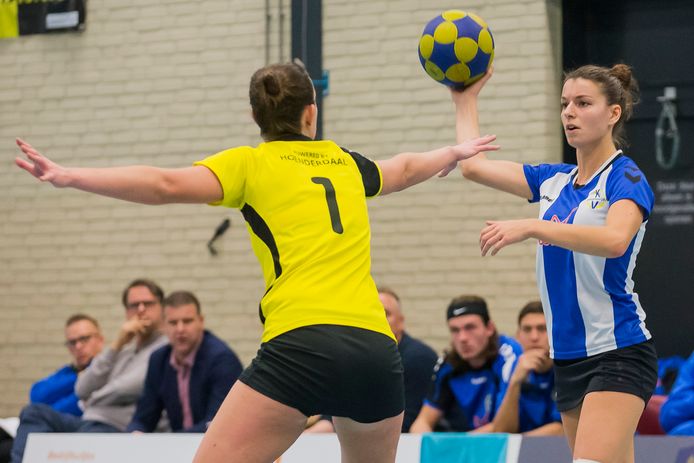 Een fragment uit de hoofdklasse korfbal.