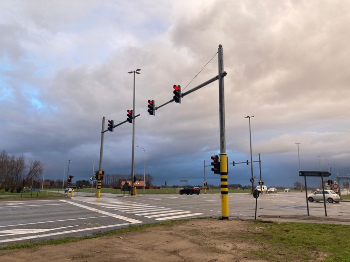 Het ongeval gebeurde op het kruispunt met de A11 en Oosthoek
