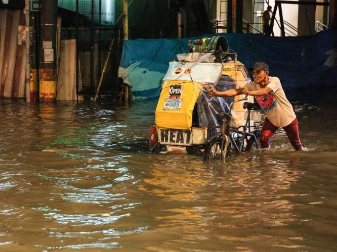 Storm wordt tyfoon en zet delen van de Filipijnen onder water
