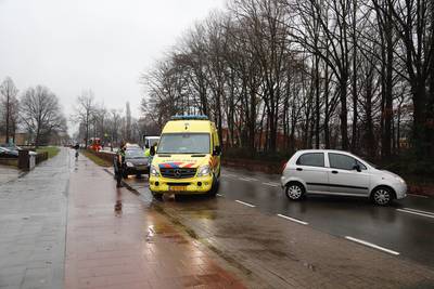Geen gewonden bij botsing tussen twee auto's in Mill