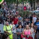 Zolang goed geld te verdienen is aan de prettoerist wordt het lastig de overlast in Amsterdam aan te pakken