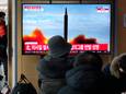 Un écran de télévision montre une image du lancement d'un missile nord-coréen lors d'un programme d'information à la gare de Séoul, en Corée du Sud, lundi 18 décembre 2023.