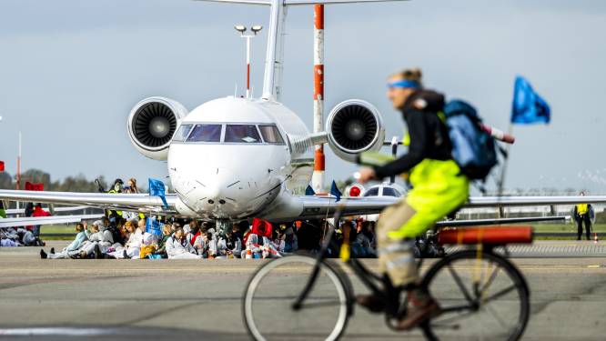 Klimaatactivisten mogen demonstreren bij Airport, maar niet op platform voor vliegtuigen 