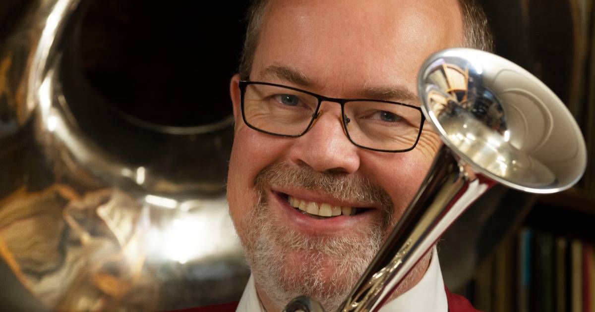 Trompettist Marc zit ‘altijd in blote kont’ in orkest en vergelijkt ...
