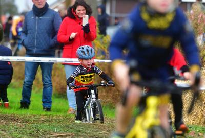 Jonge veldrijdertjes dromen van de zege in Zegge