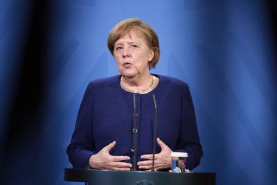 Merkel waarschuwt voor terugval vrouwenrechten door pandemie
