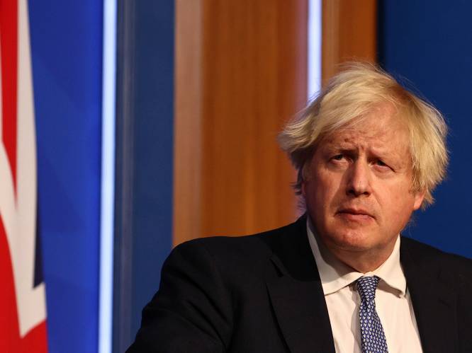 Britse premier Johnson opnieuw onder vuur na publicatie foto van kerstquiz