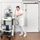 Reanimatie met hartlongmachine heeft geen meerwaarde (en is te duur)