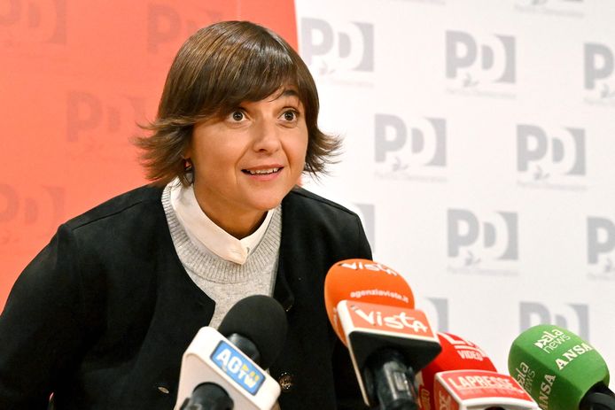 “Dit is een trieste avond voor het land”, zei Partito Democratico-fractieleidster Debora Serracchiani in een eerste officiële reactie op de verwachte verkiezingsuitslag.