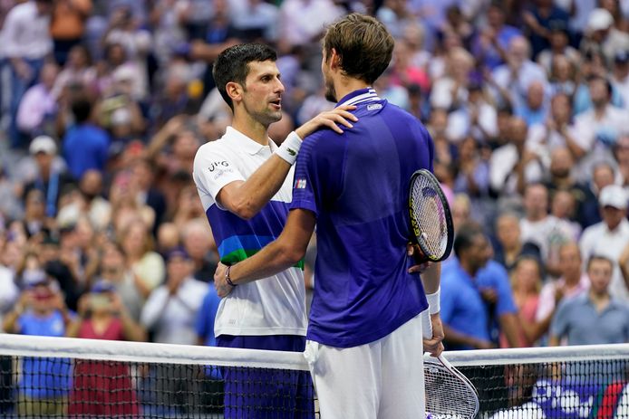 Djokovic et Medvedev lors de la finale de l'US Open 2021.