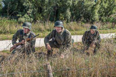 ‘Hände hoch’ met Amerikaanse tongval: verovering brug bij Grave groots herdacht
