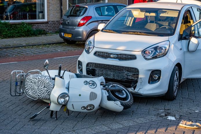 Scooter aangereden in Tilburg