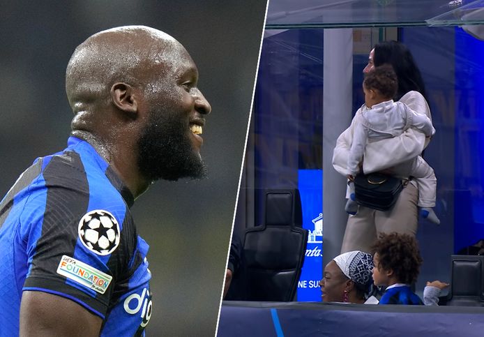 Lukaku en zijn familie en de nanny in de tribune.