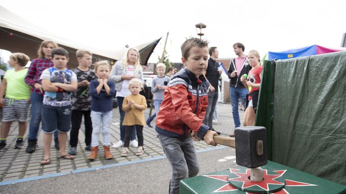 HOLTEN - Dit jaar kunnen kinderen niet slaan op de kop van Jut of andere spellen tijdens de Keunefeesten. De organisatie is blij dat er toch een uitgeklede versie door kan gaan.