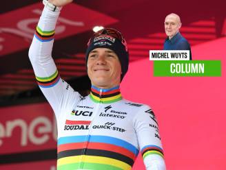 Michel Wuyts hoopt Evenepoel in Zwitserland aan het werk te zien: “Geest en lijf snakken naar voltooiing”