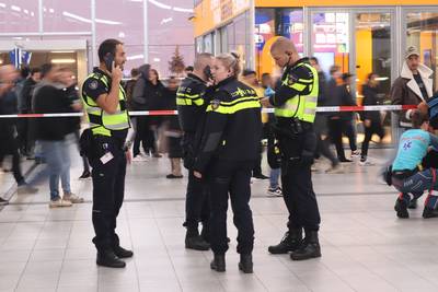 Grote vechtpartij op Utrecht CS, slachtoffer wil ondanks verwondingen niet meewerken
