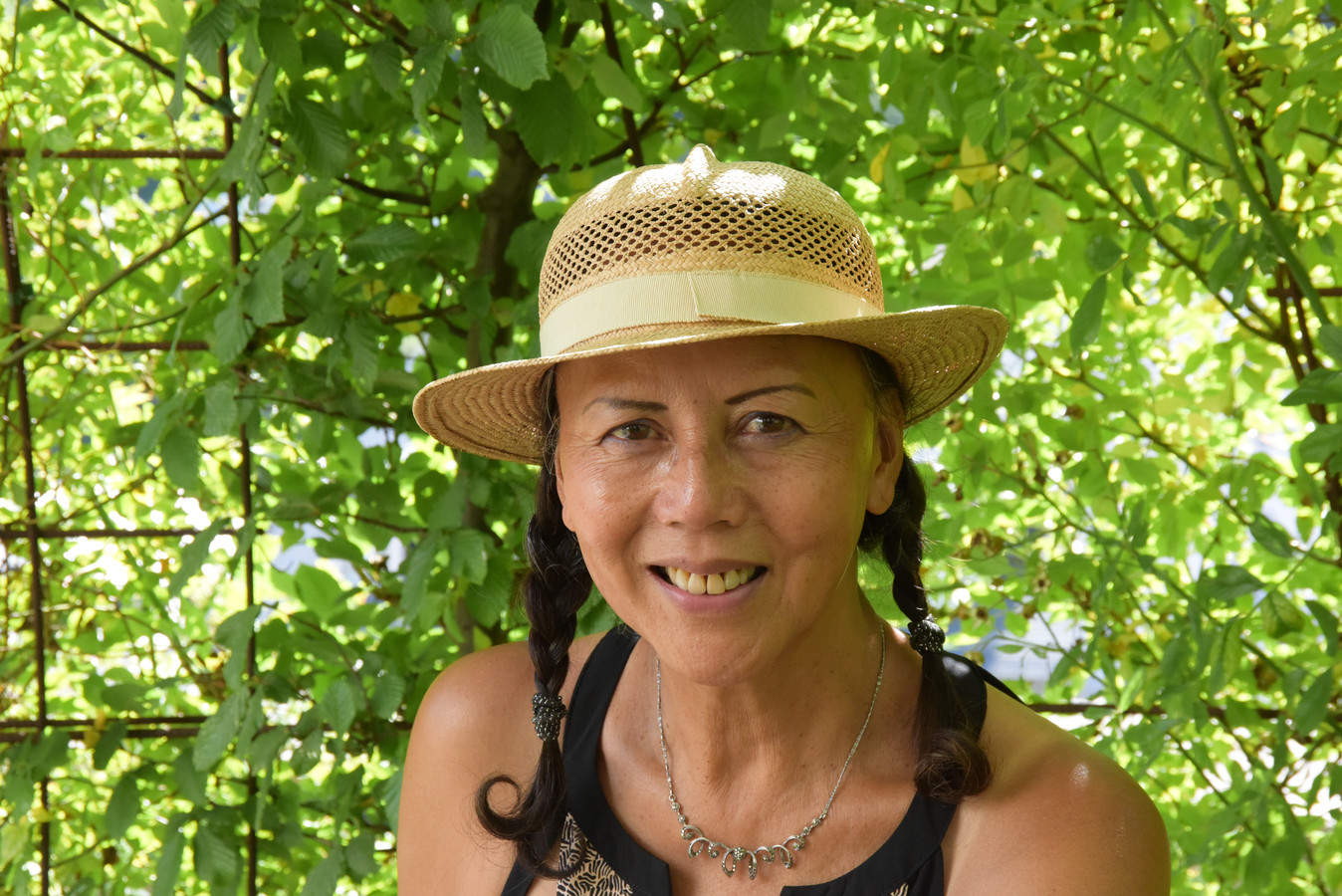 Mildred ziet tuinieren als levensbehoefte ‘Het zit in mijn dna’ Foto