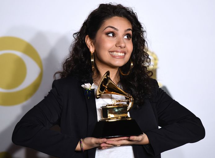 Alessia Cara is apetrots op haar Grammy.