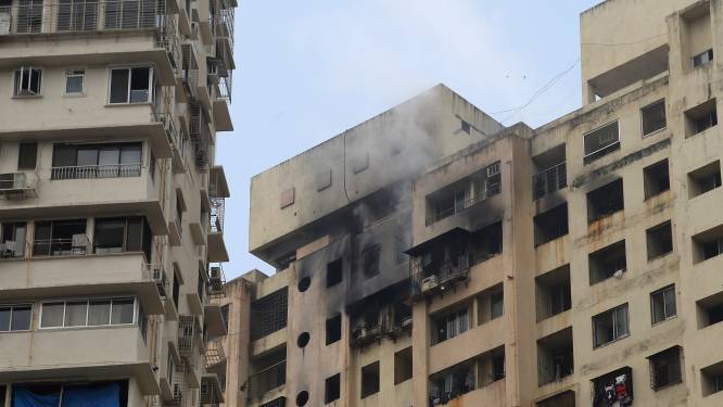 Minstens zes mensen omgekomen bij zware brand in Mumbai