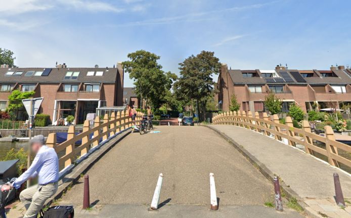 De Domela Nieuwenhuisbrug in Leiden