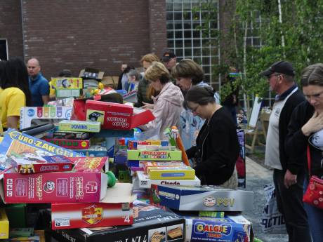 Struinen op de Stiphoutse vlooienmarkt