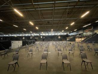 Stilte na de storm: géén wachtrijen voor vaccins zonder afspraak in Flanders Expo