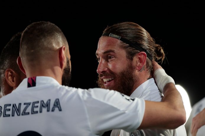 Ramos viert z'n honderdste goal voor Real.