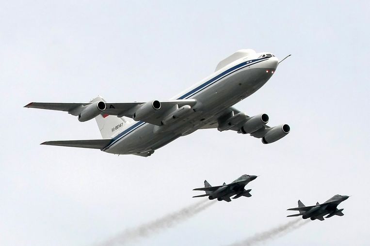 De Ilyushin Il-80 in mei 2010, de laatste keer dat het toestel gebruikt werd tijdens de jaarlijkse parade. Beeld AFP
