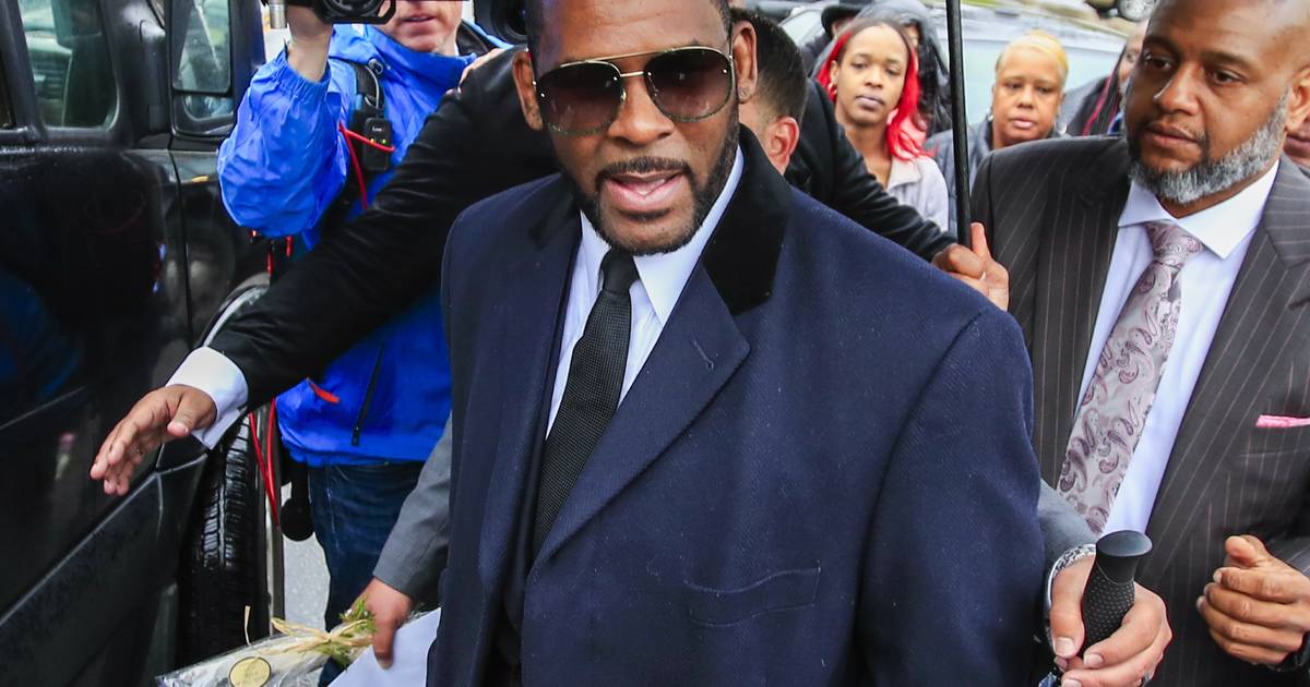 R. Kelly sales up 500 percent since sentencing |  Celebrities