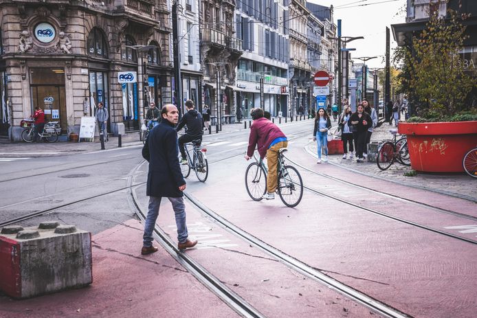 Eind augustus vorig jaar vond een dodelijk ongeluk plaats op het Hippoliet Lippensplein.