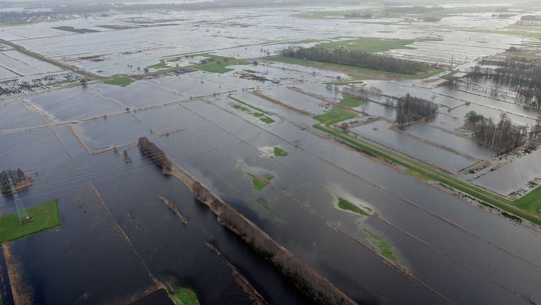 Noorden pakt draad weer op, waterkering Amsterdam-Rijnkanaal dicht - de Volkskrant