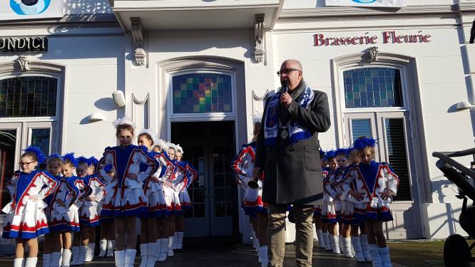 Sleuteloverdracht naar binnen in Zandhazendurp
