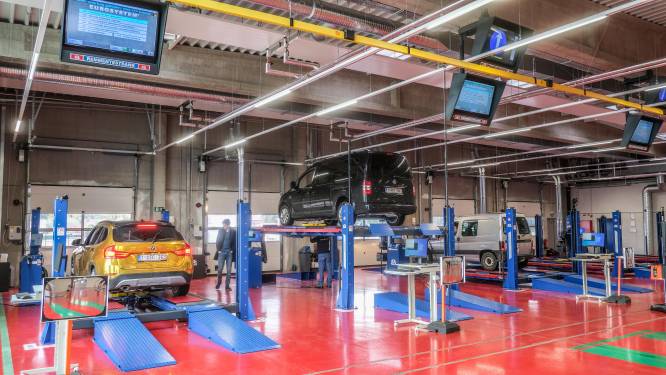 Bijna 23.000 voertuigkeuringen op verplaatsing in 2022