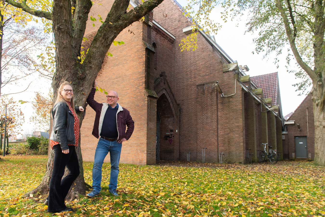 Barbara en Sylvester van Dijk zijn de nieuwe eigenaars van de kapel in het Oderkerkpark. Ze zijn zeer gemotiveerd om er een mooi, open, licht en voor iedereen toegankelijk gebouw van te maken in een park dat weer meer mensen moet trekken.