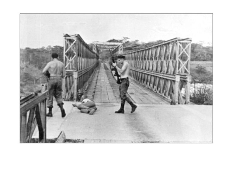 Een foto uit de memoires van Ivan Smith. ‘Doden voor het plezier gebeurde soms. Lust to kill. Dat kan nu niet meer ongedaan worden gemaakt.’ Beeld 