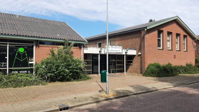 Steenmarter hindert sloop dorpshuis in Dodewaard