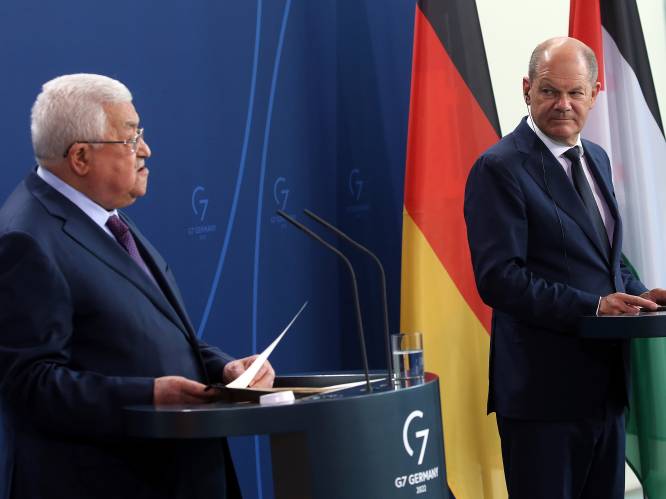 Scholz kritisch voor Palestijnse president Abbas na ‘Holocaust-uitspraak’ tegen Israël