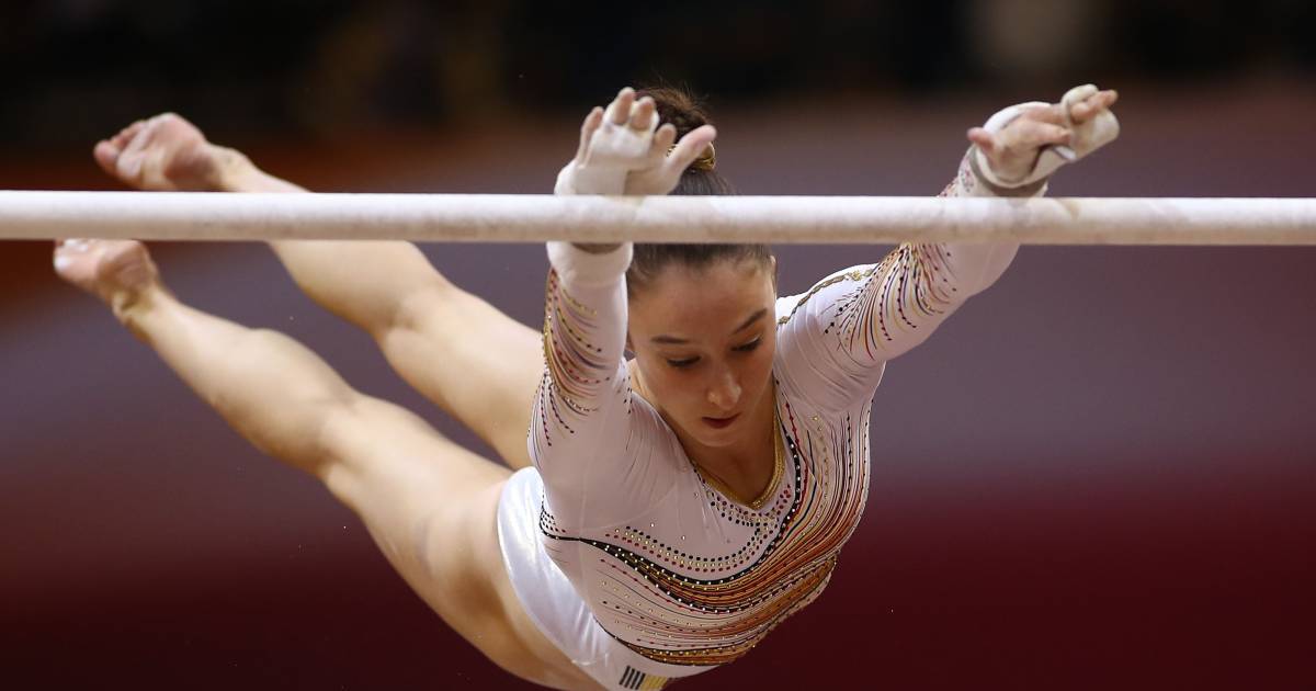 Nina Derwael verovert goud in Doha op brug met ongelijke ...