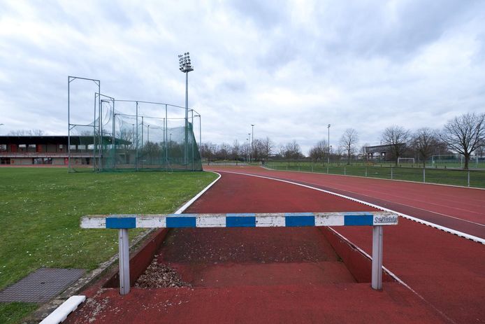 De atletiekpiste van De Nekker.