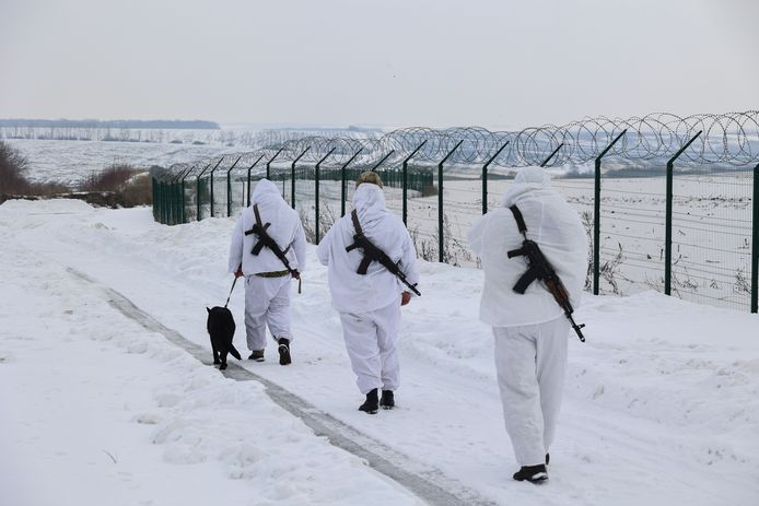 Oekraïense grensbewakers aan de grens met Rusland.