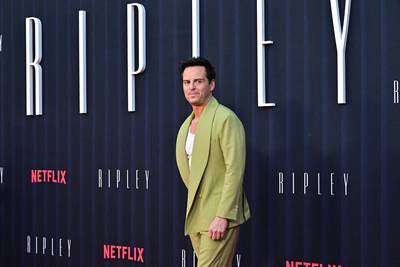 Kijkers vallen in zwijm voor Andrew Scott in nieuwe Netflix-serie ‘Ripley’