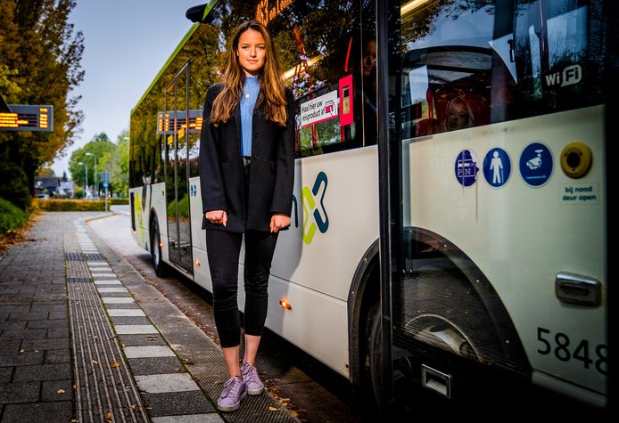 Renske Frieswijk (19) staat als op plek 23 van de kieslijst van het CDA in de Hoeksche Waard